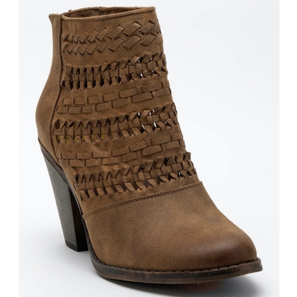 Western Braided Leather Ankle Boot 8.5 Fergalicious Wanderer Whipstitch Boho